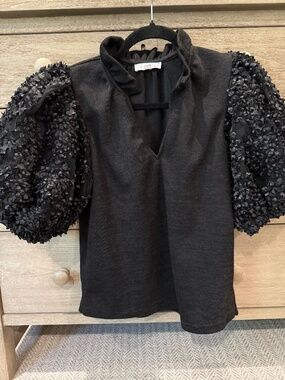 THML Textured Puff Sleeve Black